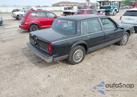 1988 Oldsmobile 98 Regency Touring from USA, damaged, VIN 1G3CV51C4J4337463